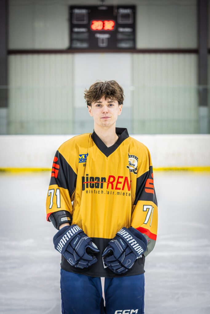 Schmitz Julius — F, #71