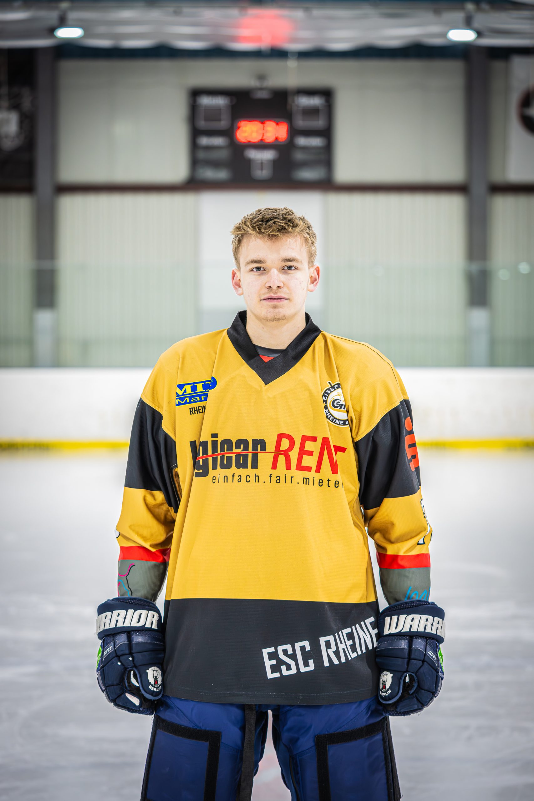 Morasch Nikita — F, #11